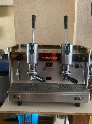 Cafetera Profesional Futurmat Recién Revisada