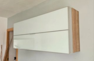 Mueble comedor madera / vitrina hojas guillotina