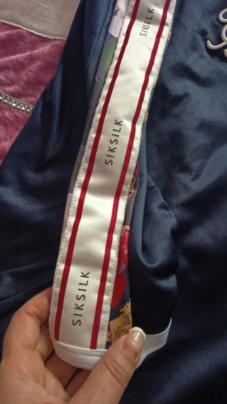 SikSilk Camiseta Azul con Logo Bordado