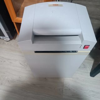 Destructora de papel OKI