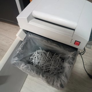 Destructora de papel OKI