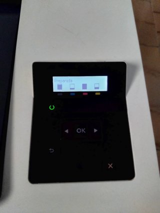 Para REPARAR. Impresora HP Color LaserJet Pro M452