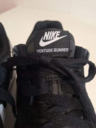Zapatillas Nike Venture Runner Talla 40.5