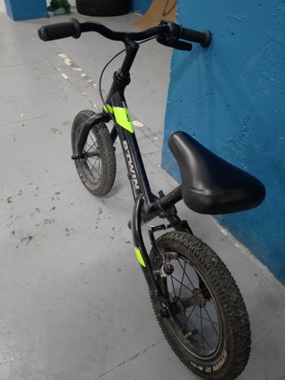 Bicicleta infantil B'Twin 12 sin pedales