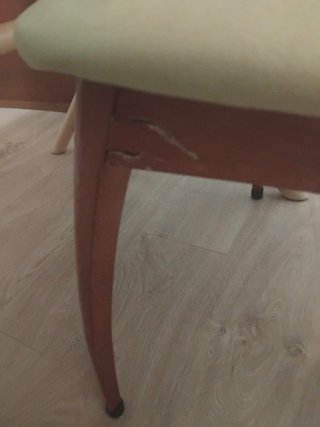 Juego 4 Sillas de Madera