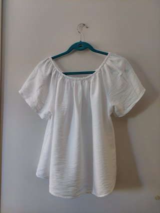Blusa blanca Algo bonito