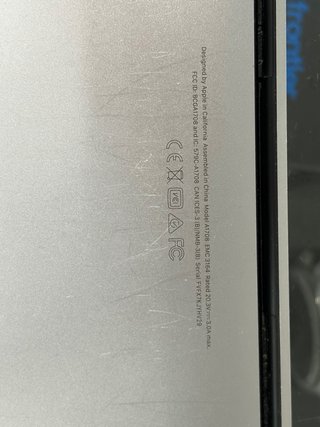 MacBook Pro 13,2 Plata/Gris Es. i5,8gb/256gb ssd