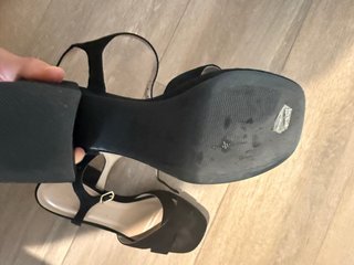 Sandali con tacco nero