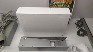 Nintendo Wii Bianca + Giochi Donkey Kong + Extra (LEED)