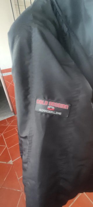 Chaqueta y pantalón para la nieve.Talla L