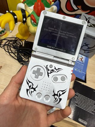 Game Boy Advance SP Tribal Edición Limitada