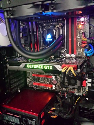 Montaje de PCs por encargo.