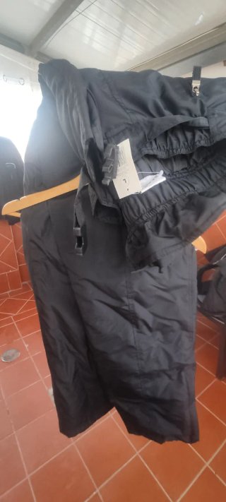 Chaqueta y pantalón moto