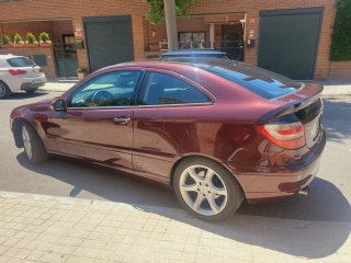 Mercedes-Benz Clase C 2006