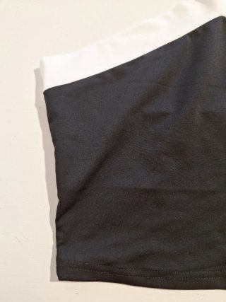 Top Shein Cruzado Nero e Bianco Taglia S (NUOVO)