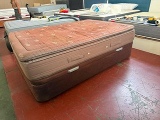 CANAPE Y COLCHON FLEX BORNEO VISCO 135x190
