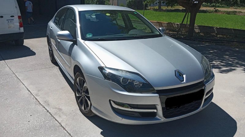 Renault Laguna 2015 - foto 1