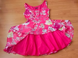 Vestido de verano floral rosa