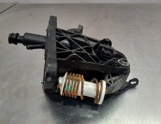 PEDAL EMBRAGUE MERCEDES-BENZ CLASE A (BM 176) OM6