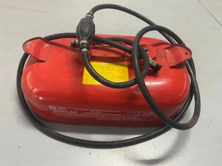 Depósito de gasolina OMC 3.5 galones