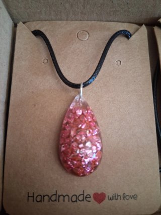 Colgante Resina Rosa Corazón Hecho a Mano