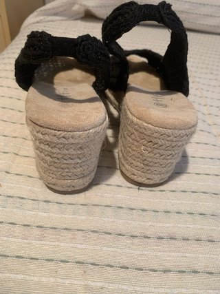 Sandali in pizzo neri