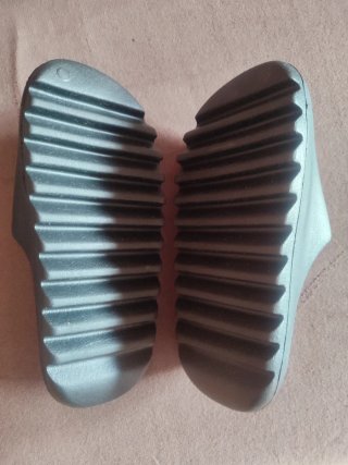 Chanclas Adidas Yeezy Talla 42 Negras