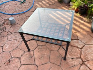 Mesita de centro cristal y metal gris oscura