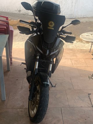 Yamaha Tracer 7 Negra