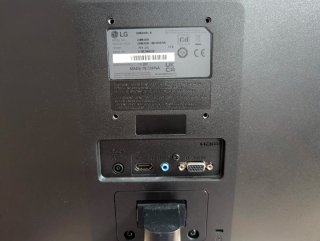 Monitor LG FullHD Negro