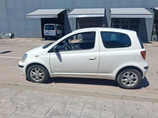 Toyota Yaris 2004