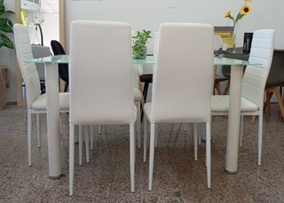 Mesa Extensible DT + 6 Sillas Blancas. ¡EN OFERTA!