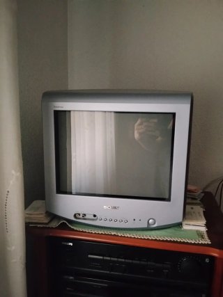Televisor Sony Trinitron pequeño