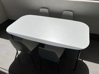 Ikea Conjunto Comedor Mesa y 4 Sillas