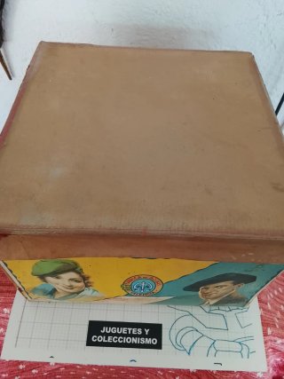 Caja antigua Fábrica de Boinas Valencia
