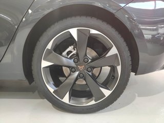 CUPRA Leon 2025 Hibrido