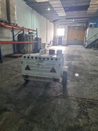 Remolque perros blanco