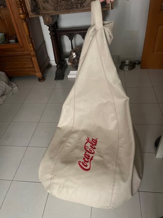 Puff Coca-Cola Beige Cuero