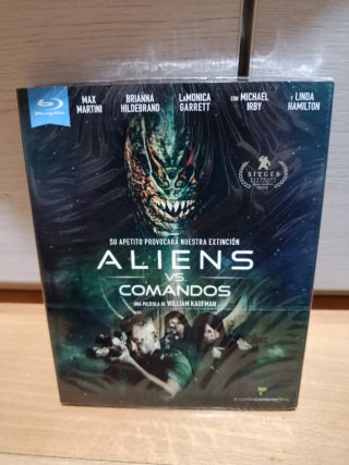 Aliens vs Comandos Blu-ray