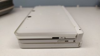 Nintendo 3DS Bianca + Pokémon Perla + Regalo LEED