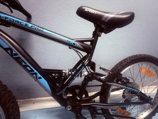 Bicicleta Neon A-Force 2.0