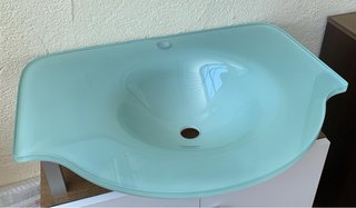 Mueble de baño con espejo