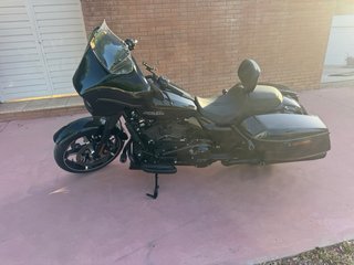 Harley Davidson Street Glide Touring Negra