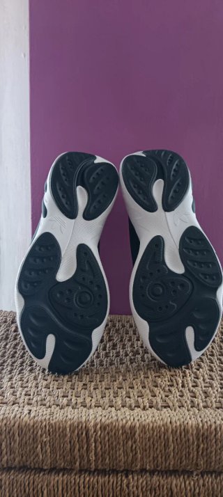 Zapatillas Adidas adiFOM Negras y Blancas