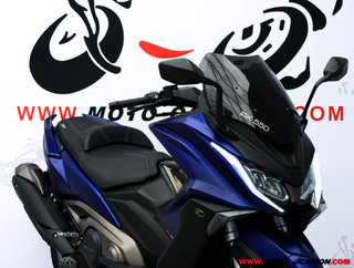 KYMCO AK 550 ¿A2?