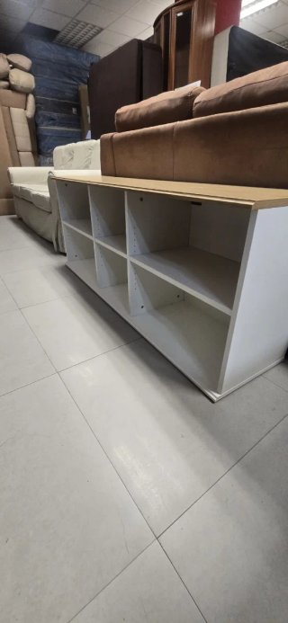 Mueble TV blanco y madera