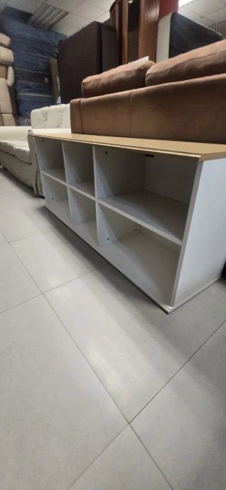 Mueble TV blanco y madera