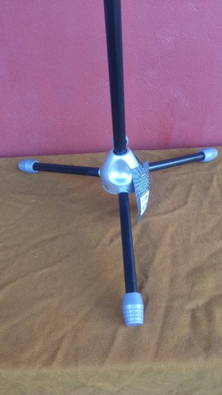 Stagg WIS-A25BK Soporte Trombón