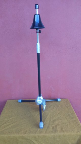 Stagg WIS-A25BK Soporte Trombón