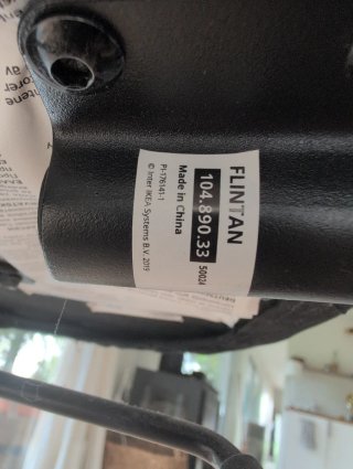 Silla de oficina ikea lintan negra URGE